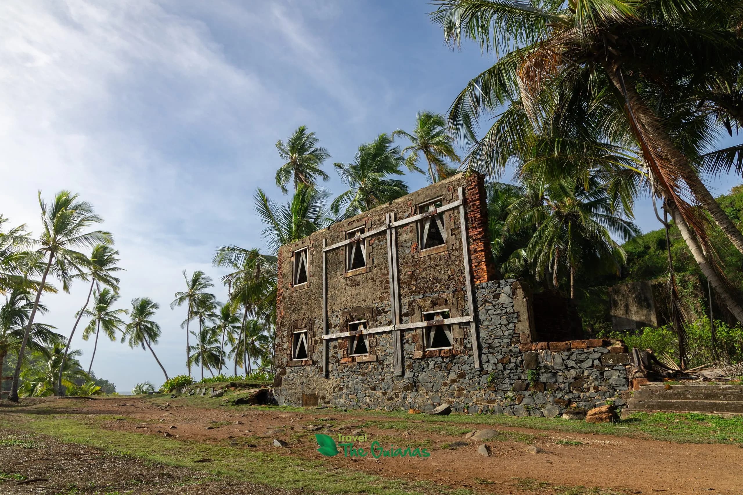 Devil's Island ruins